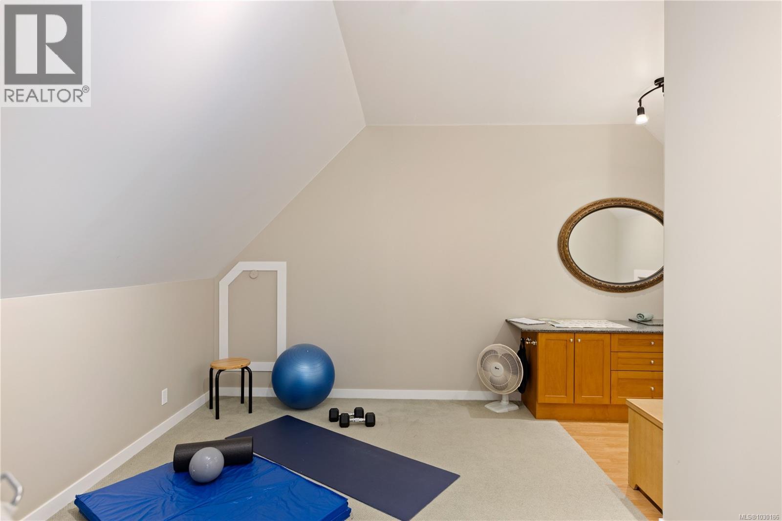 1228 Garden Gate Dr, Central Saanich