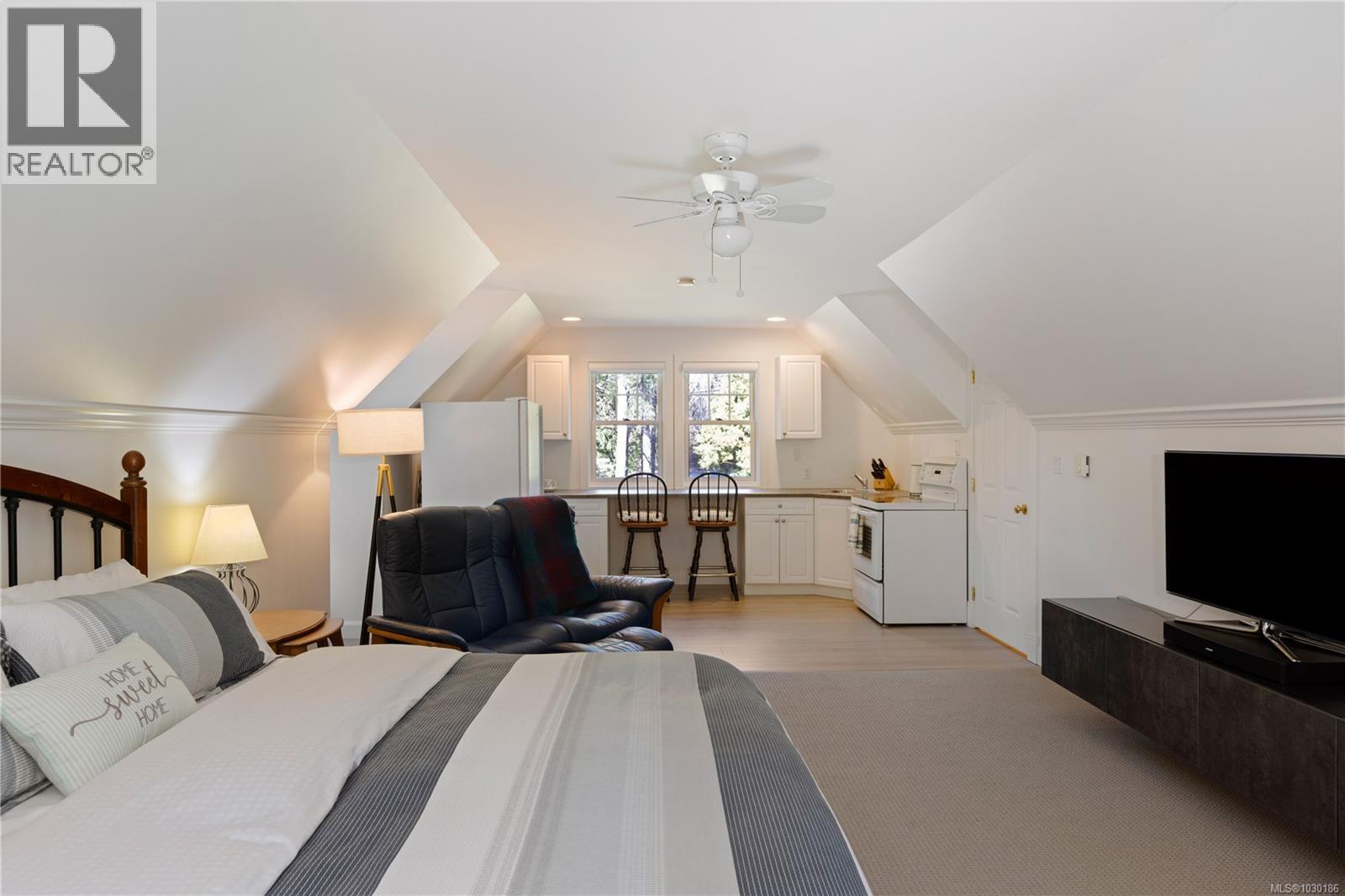 1228 Garden Gate Dr, Central Saanich