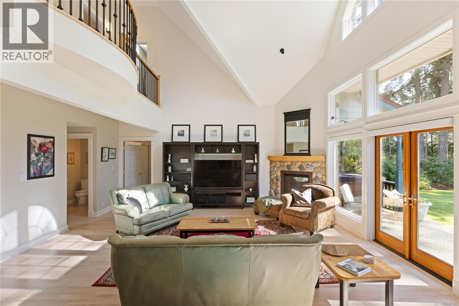 1228 Garden Gate Dr, Central Saanich