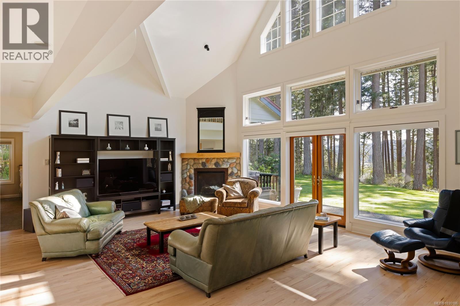 1228 Garden Gate Dr, Central Saanich