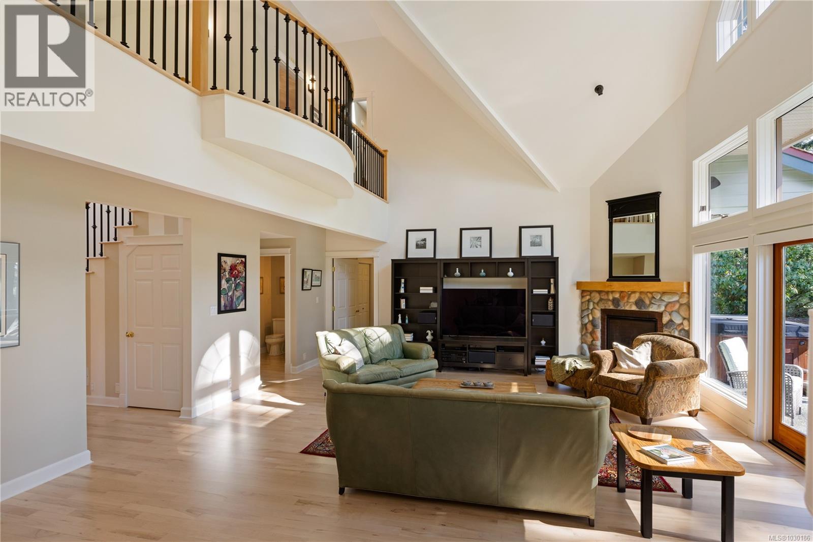 1228 Garden Gate Dr, Central Saanich