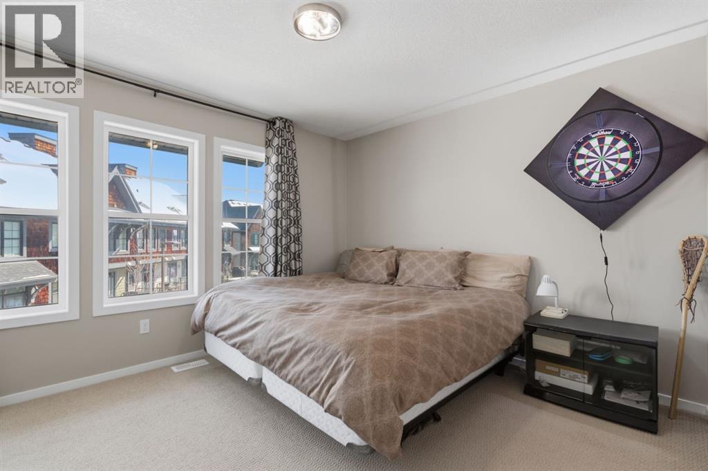 Single Family House for Sale in  Ascot Circle SW Aspen Woods Calgary 