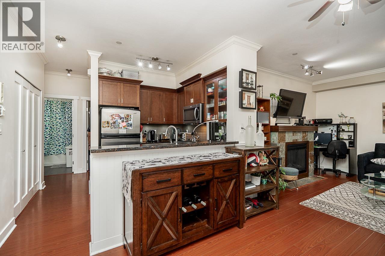 37 7388 MACPHERSON AVENUE, Burnaby