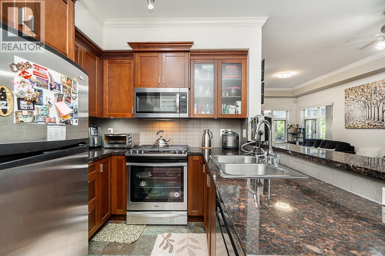 37 7388 MACPHERSON AVENUE, Burnaby