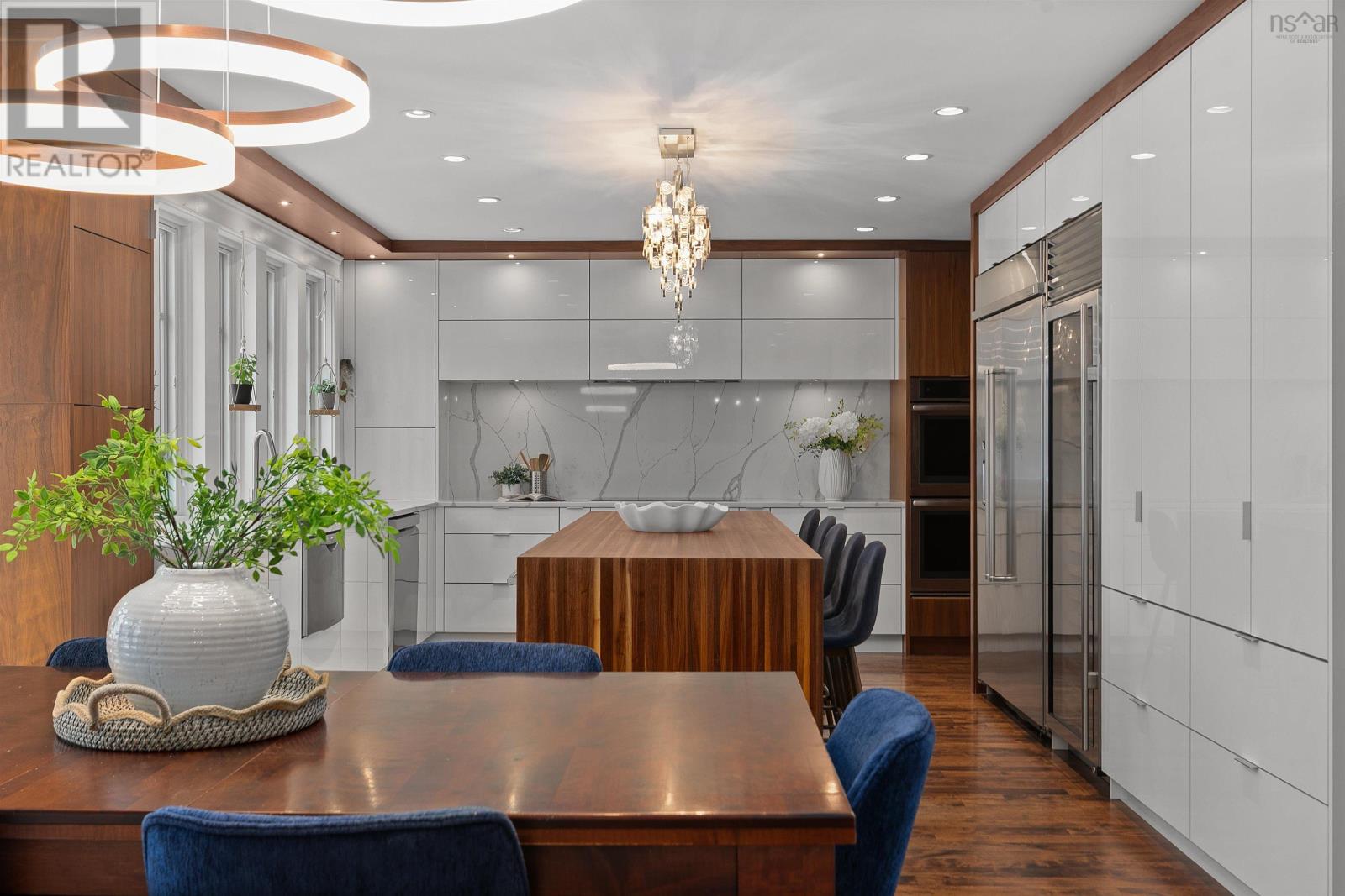 Property 4 of 50 of 824 Robie Street