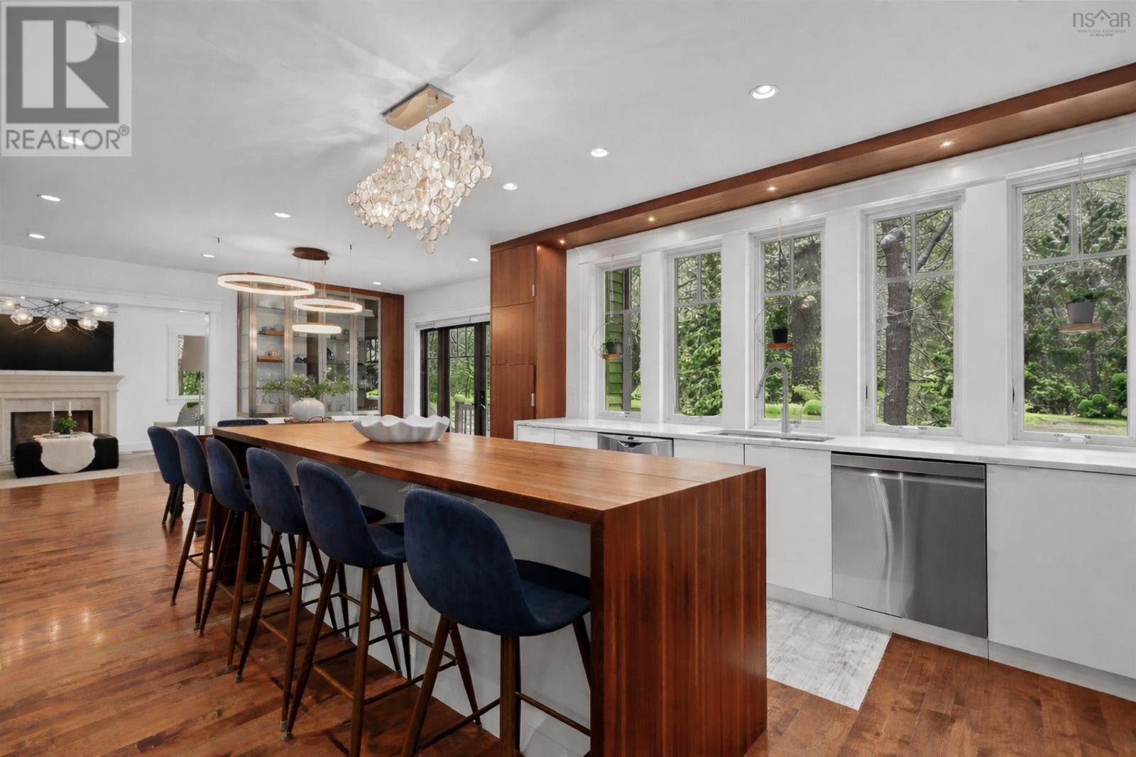 Property 5 of 50 of 824 Robie Street