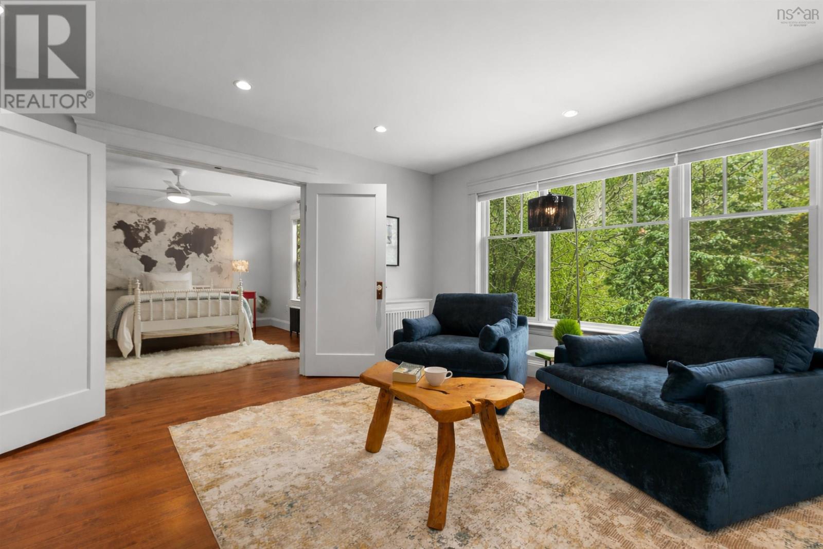 Property 36 of 50 of 824 Robie Street