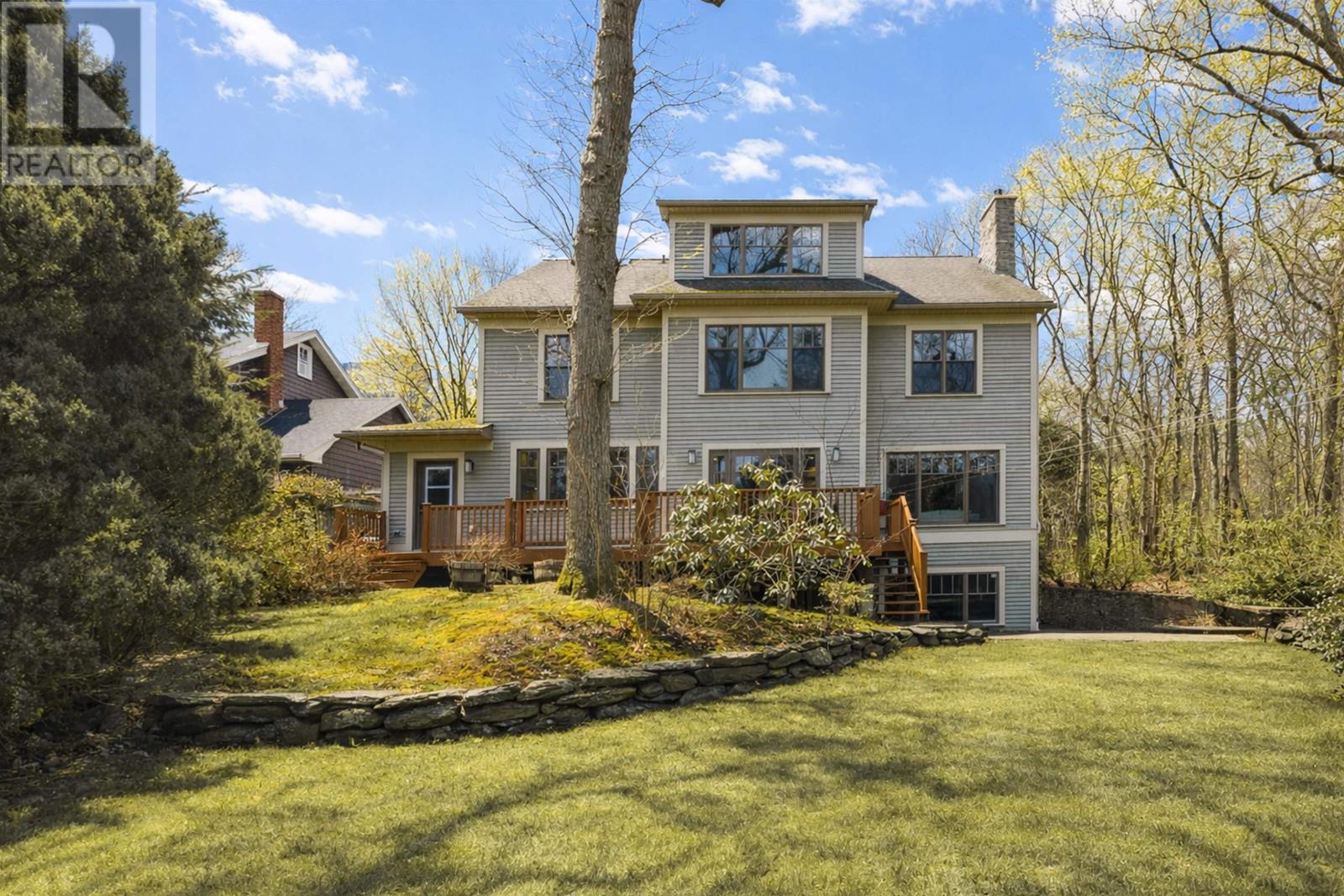 Property 28 of 50 of 824 Robie Street