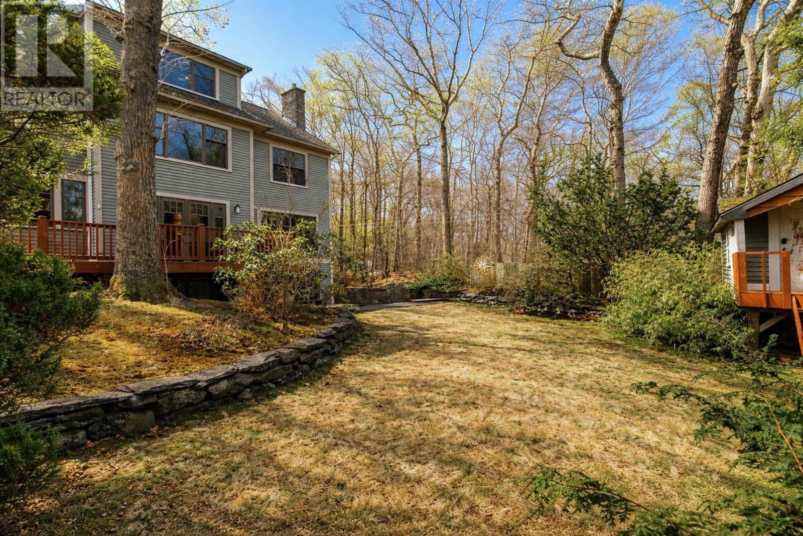 Property 14 of 50 of 824 Robie Street