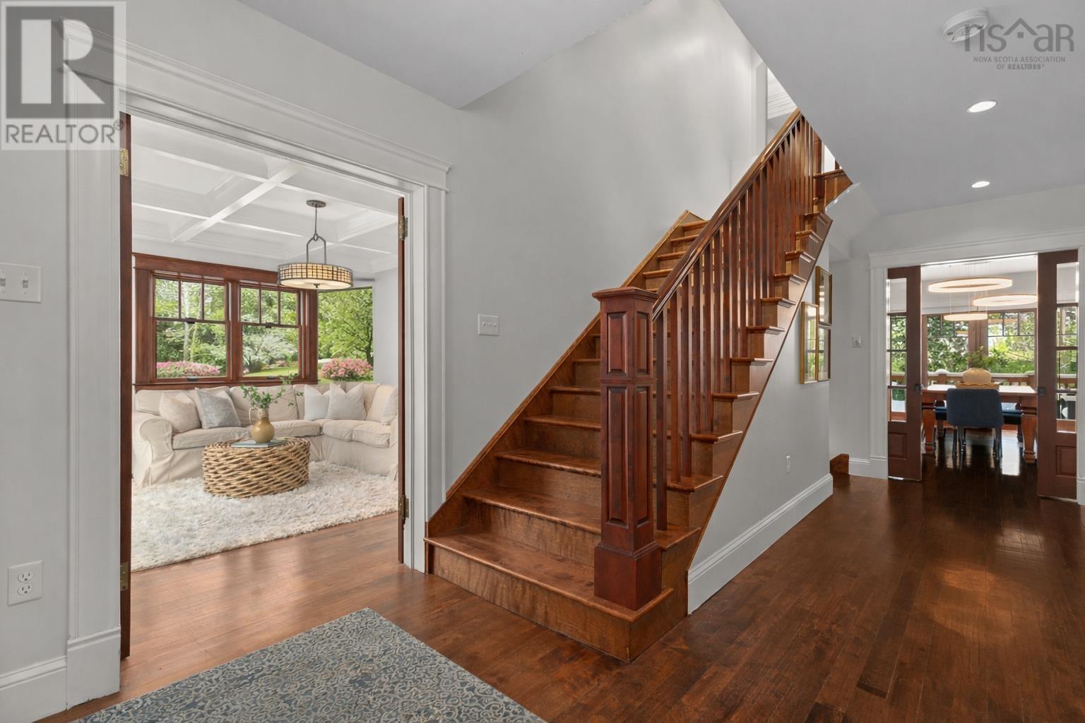 Property 38 of 50 of 824 Robie Street