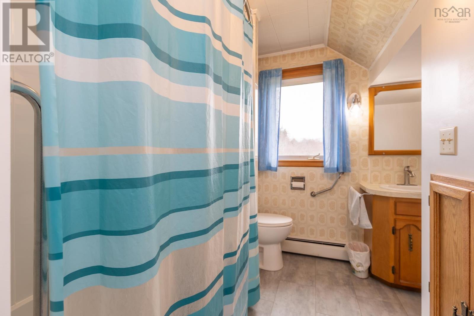 Property 18 of 45 of 3292 Highway 340