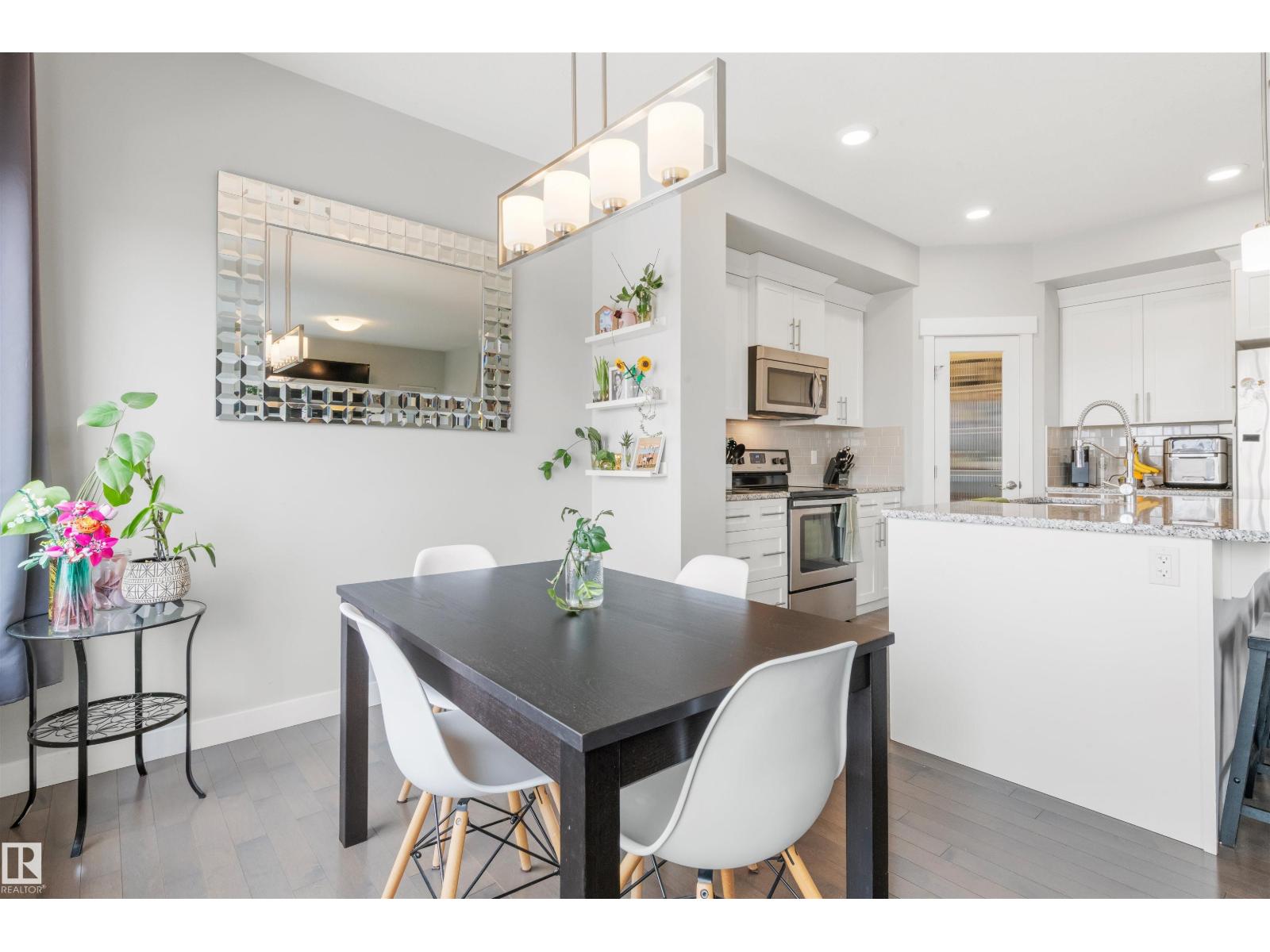 607 40 ST SW SW, Edmonton