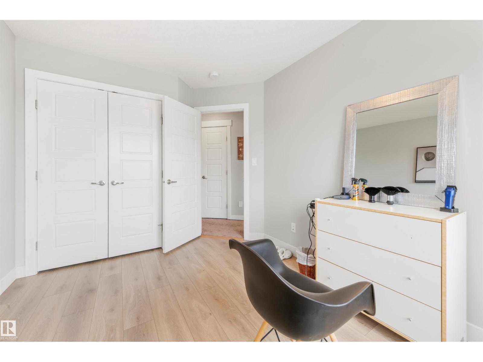 607 40 ST SW SW, Edmonton