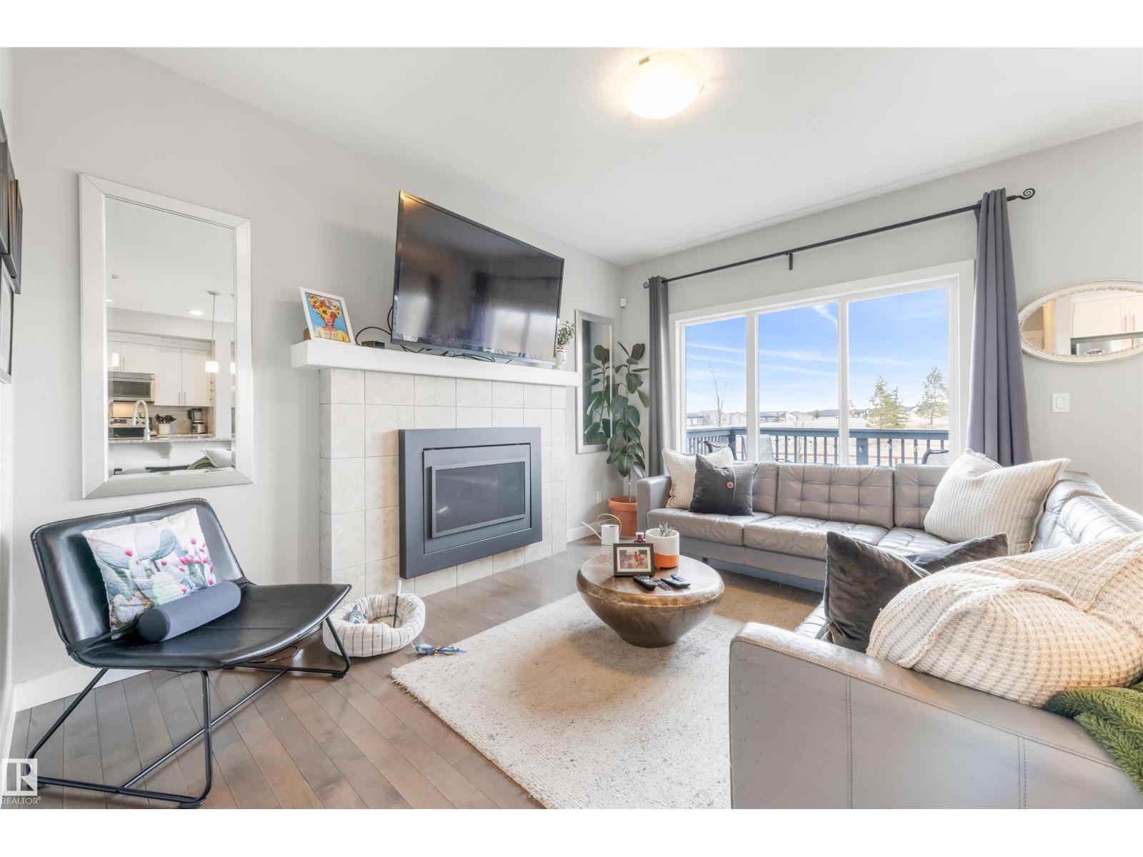 607 40 ST SW SW, Edmonton