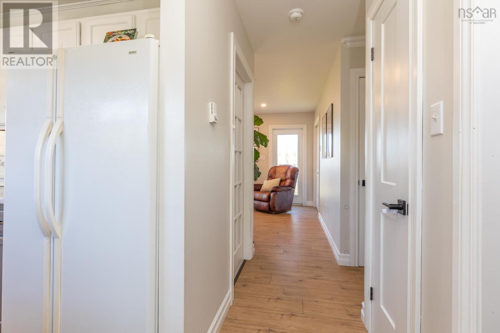 Property 18 of 34 of 309 Highway 330