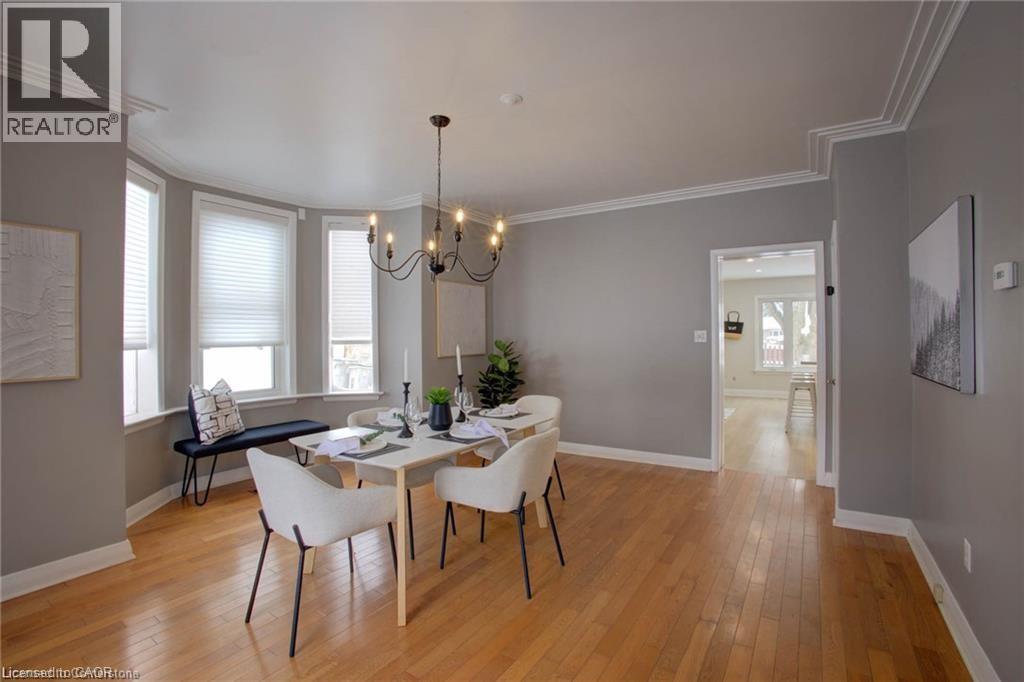 34 QUEEN Street W - 17