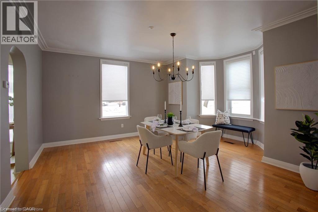 34 QUEEN Street W - 15