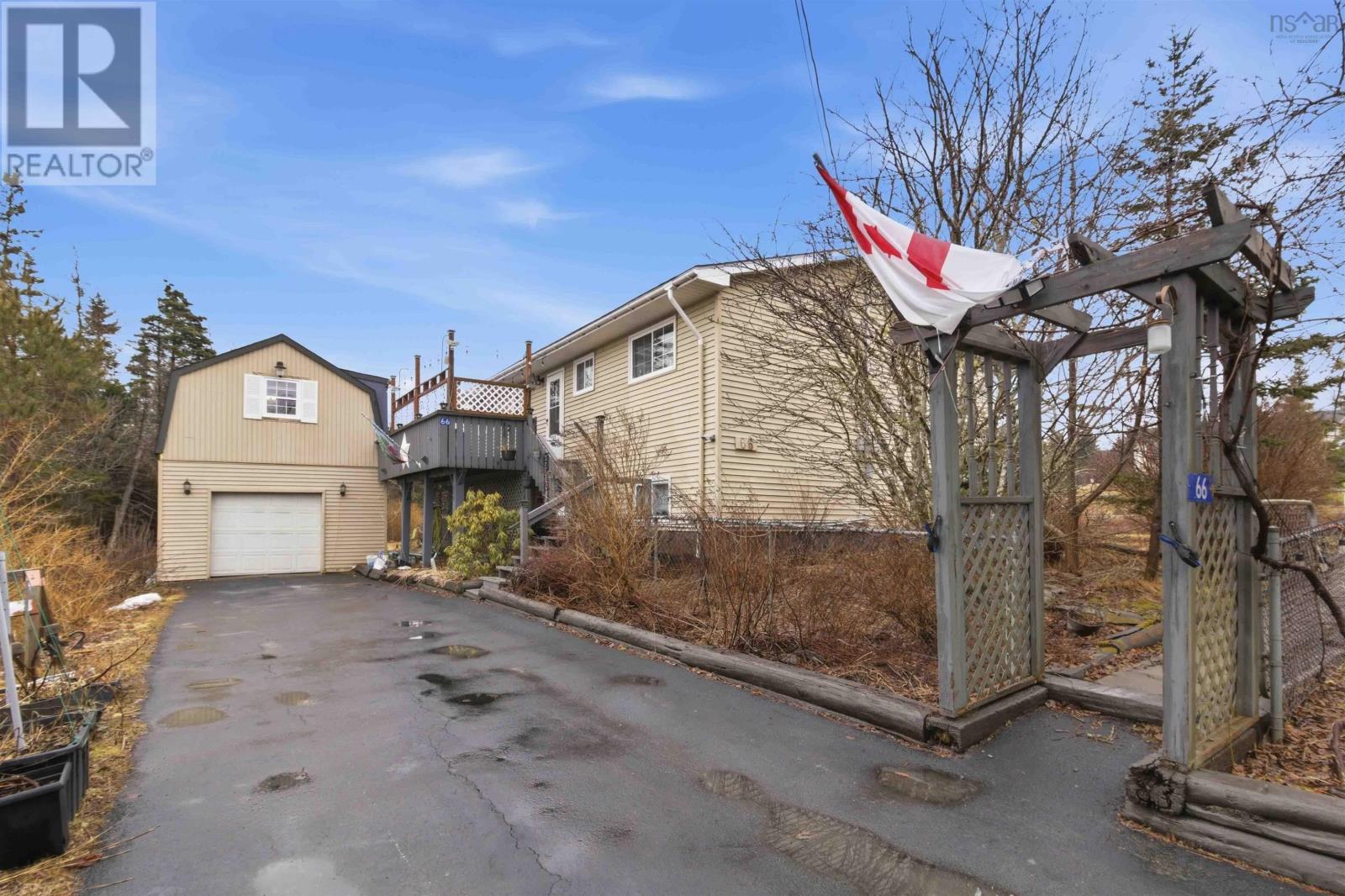 Property 4 of 48 of 66 Parkwood Drive