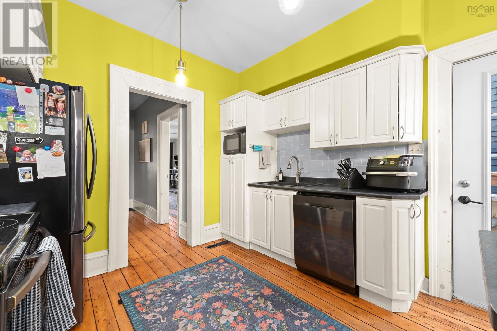 Property 27 of 30 of 5870 West Street