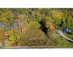 Ch. De Point Comfort, Gracefield, QC J0X1W0 Photo 11