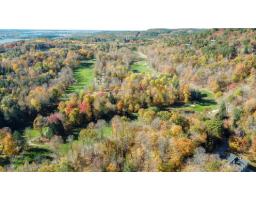 1 Ch. Des Lièvres, Montebello, QC J0V1L0 Photo 7