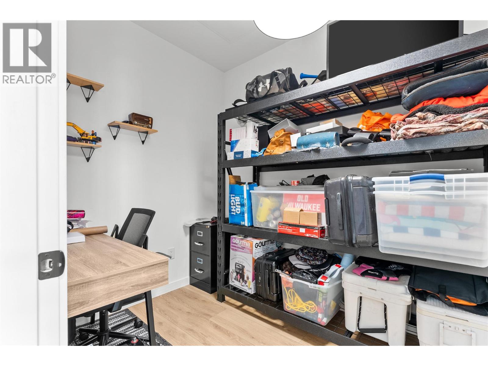 609 660 Cawston Avenue North, Kelowna