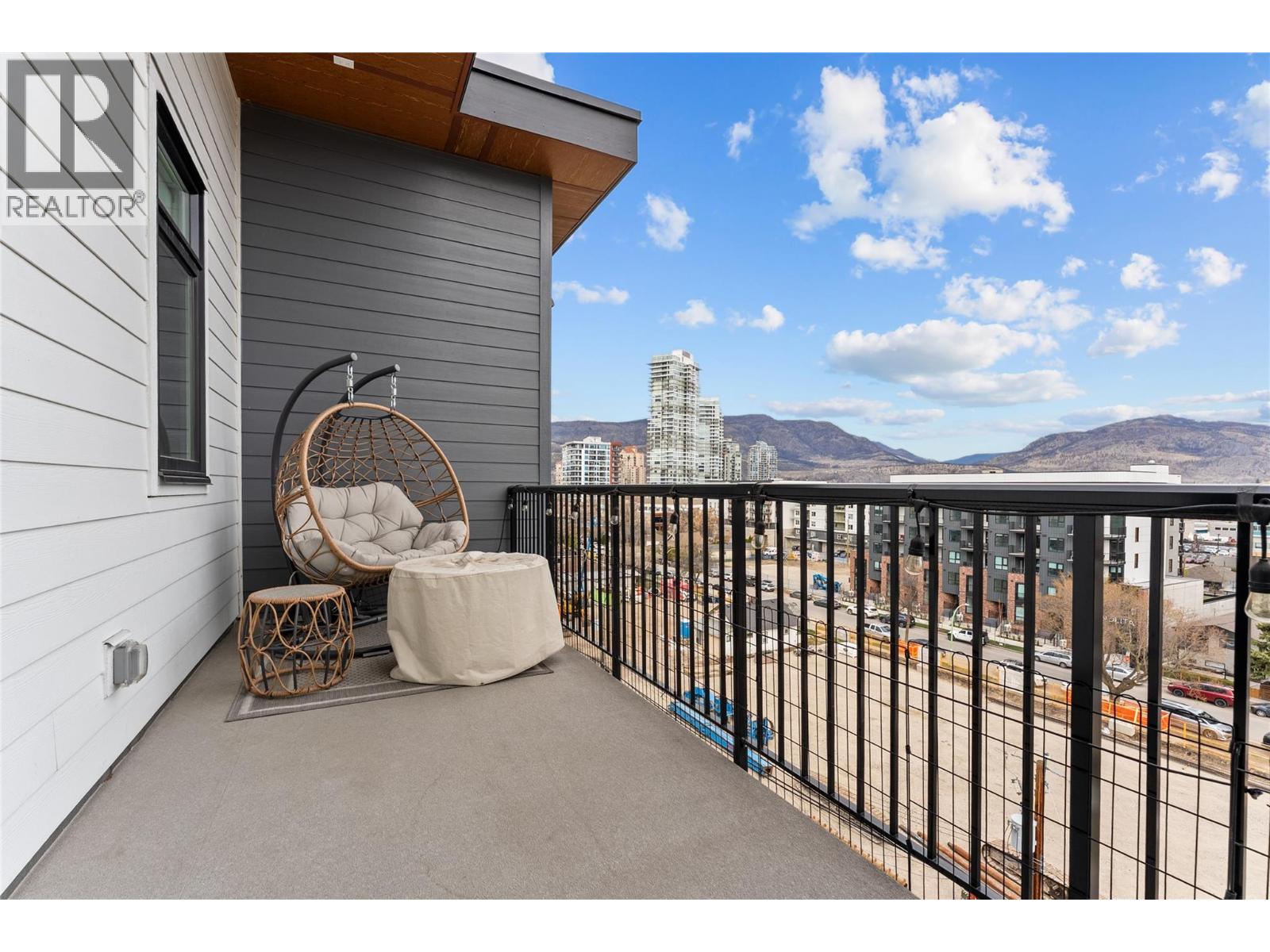 609 660 Cawston Avenue North, Kelowna