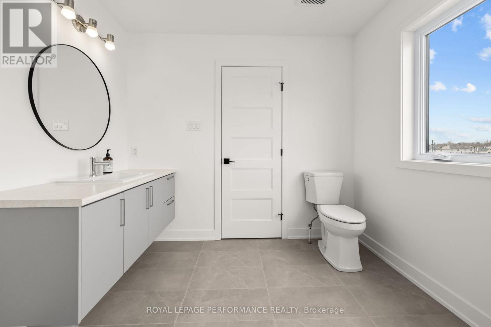 235 BOURDEAU BOULEVARD - 25