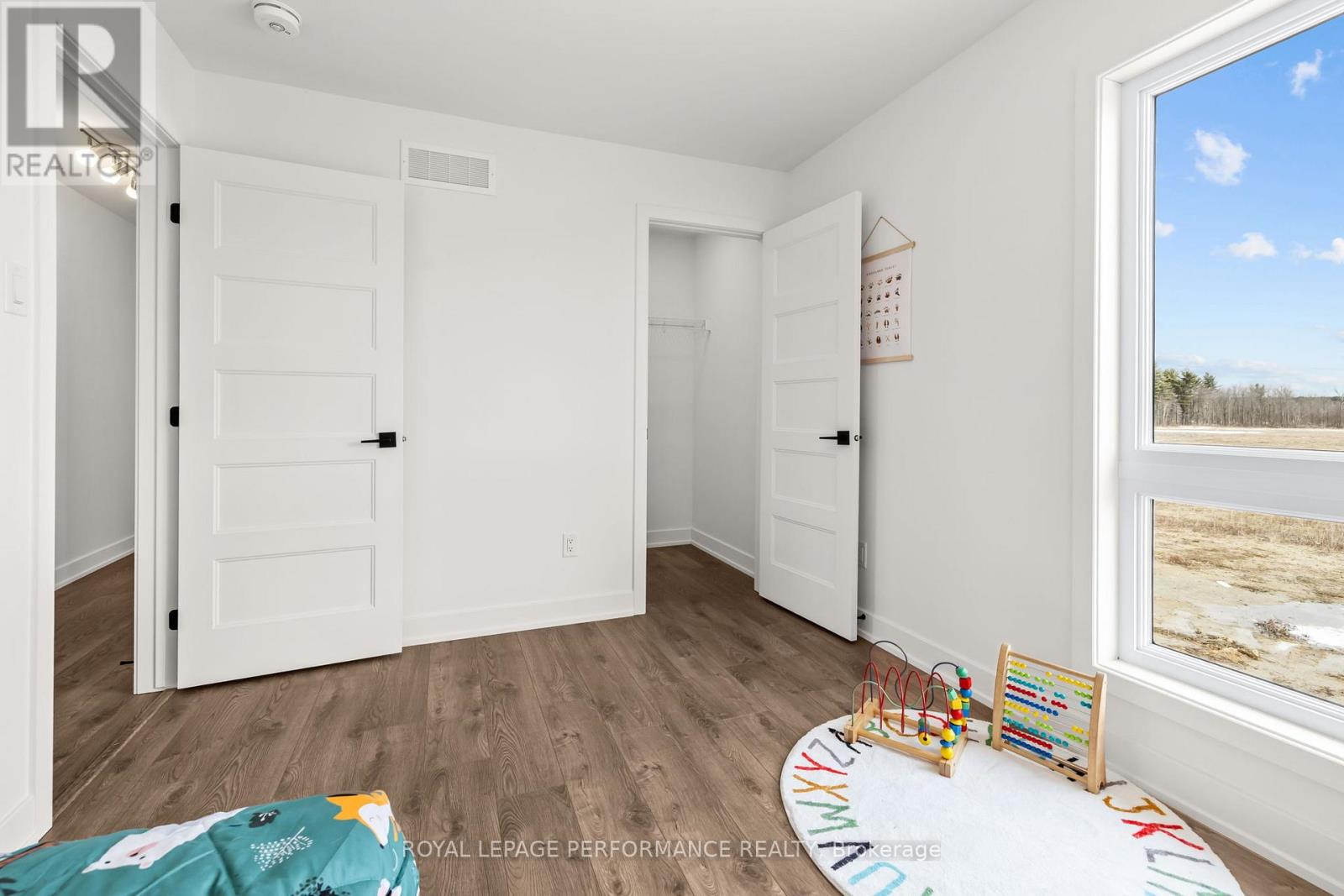 235 BOURDEAU BOULEVARD - 28