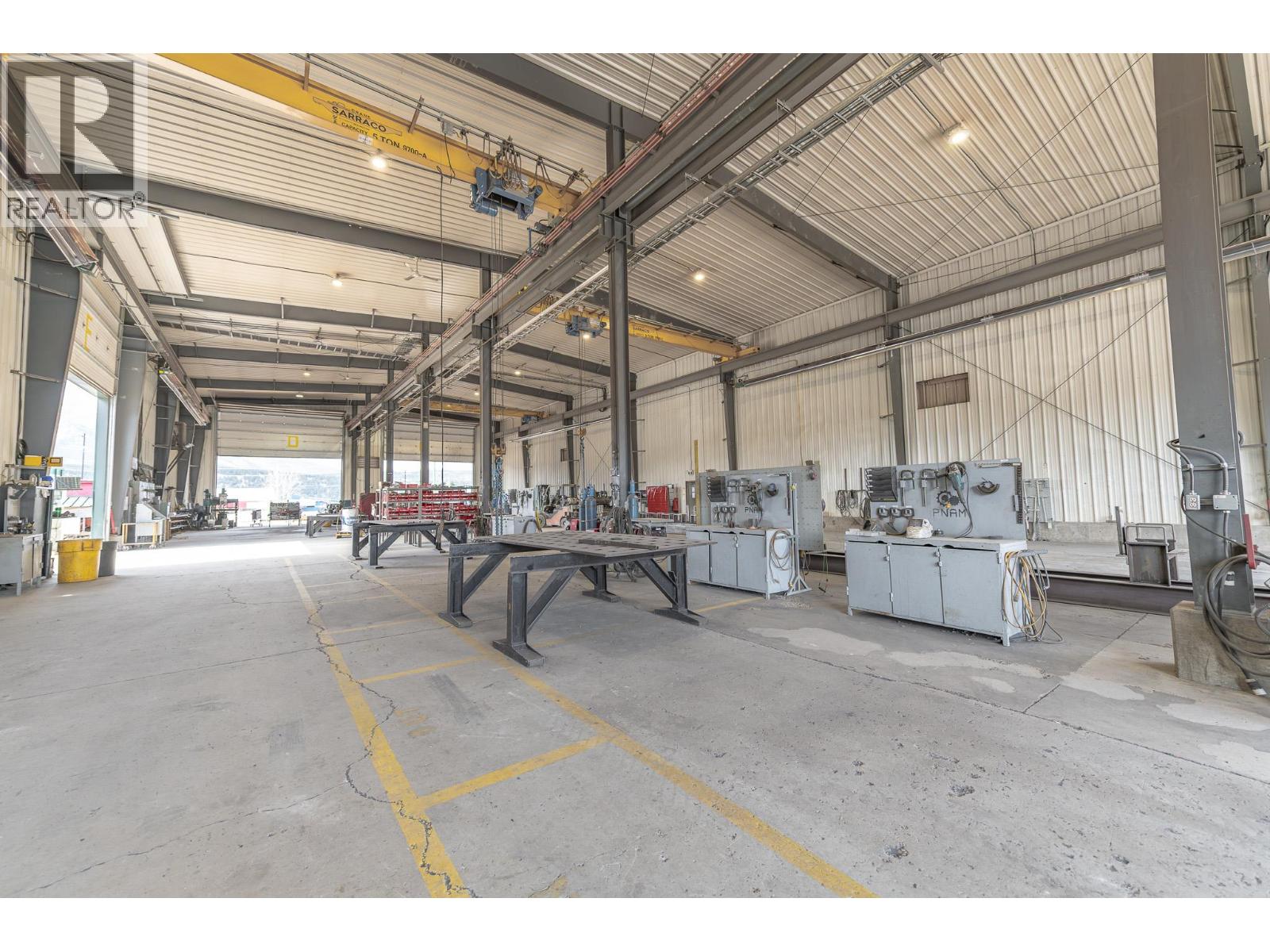  9100 Grainger Road, Canal Flats