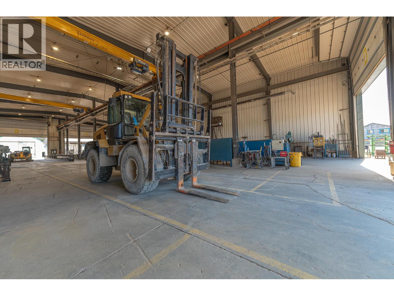  9100 Grainger Road, Canal Flats