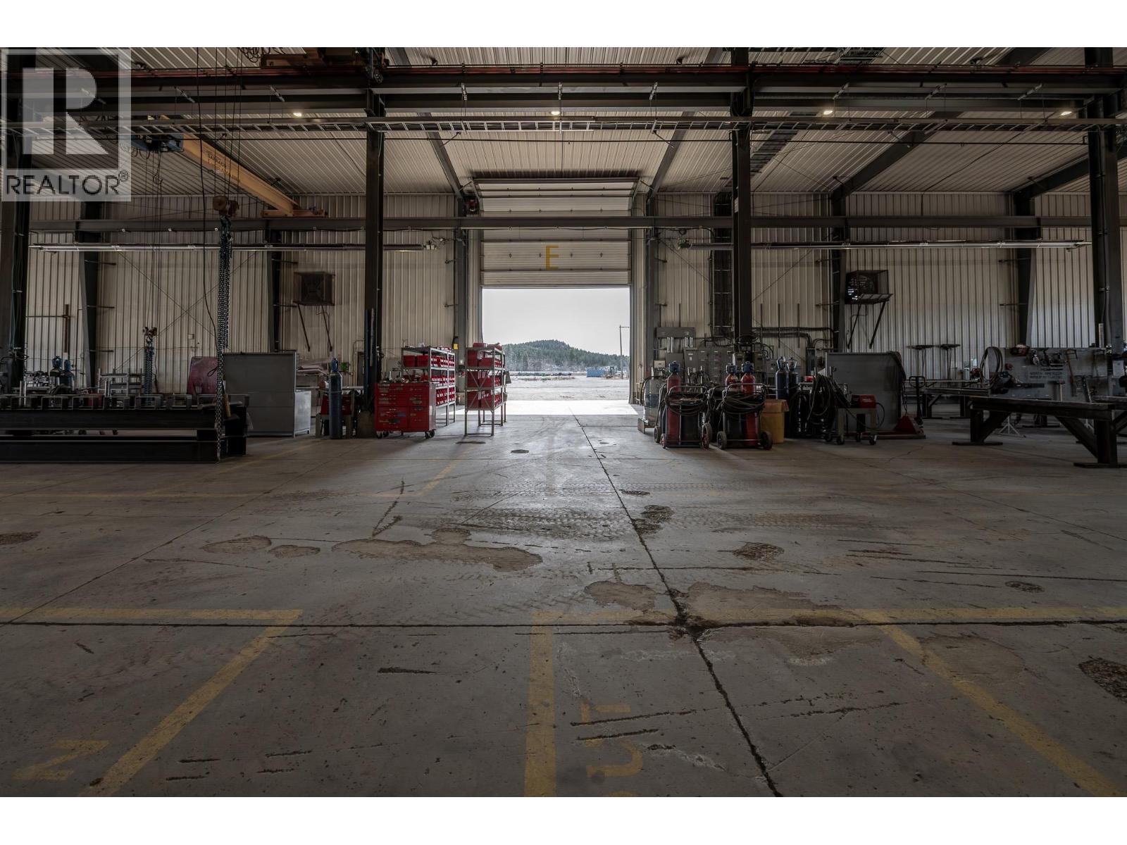  9100 Grainger Road, Canal Flats