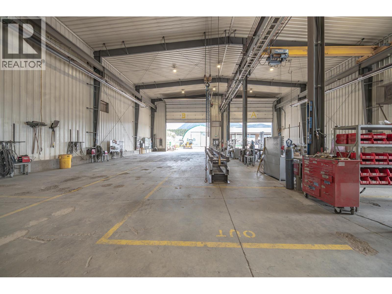  9100 Grainger Road, Canal Flats