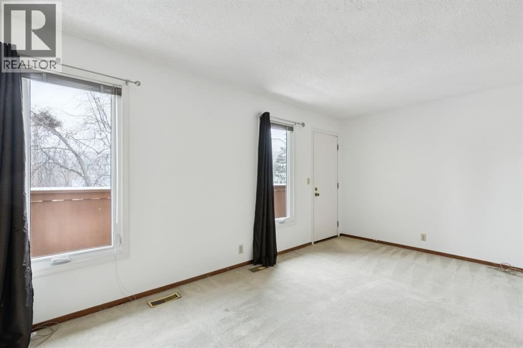 Single Family House for Sale in  Montgomery Avenue NW Montgomery Calgary 