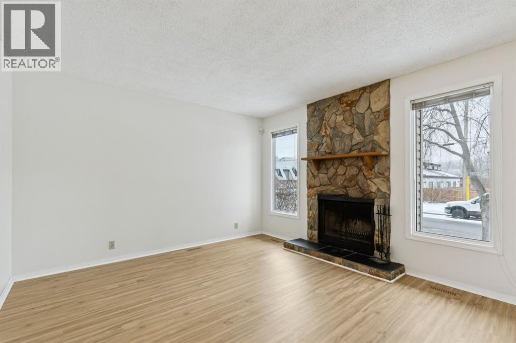 Single Family House for Sale in  Montgomery Avenue NW Montgomery Calgary 