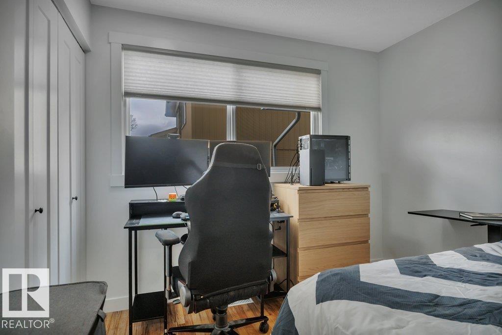 10721 33A AV NW, Edmonton