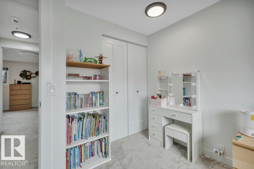 10721 33A AV NW, Edmonton