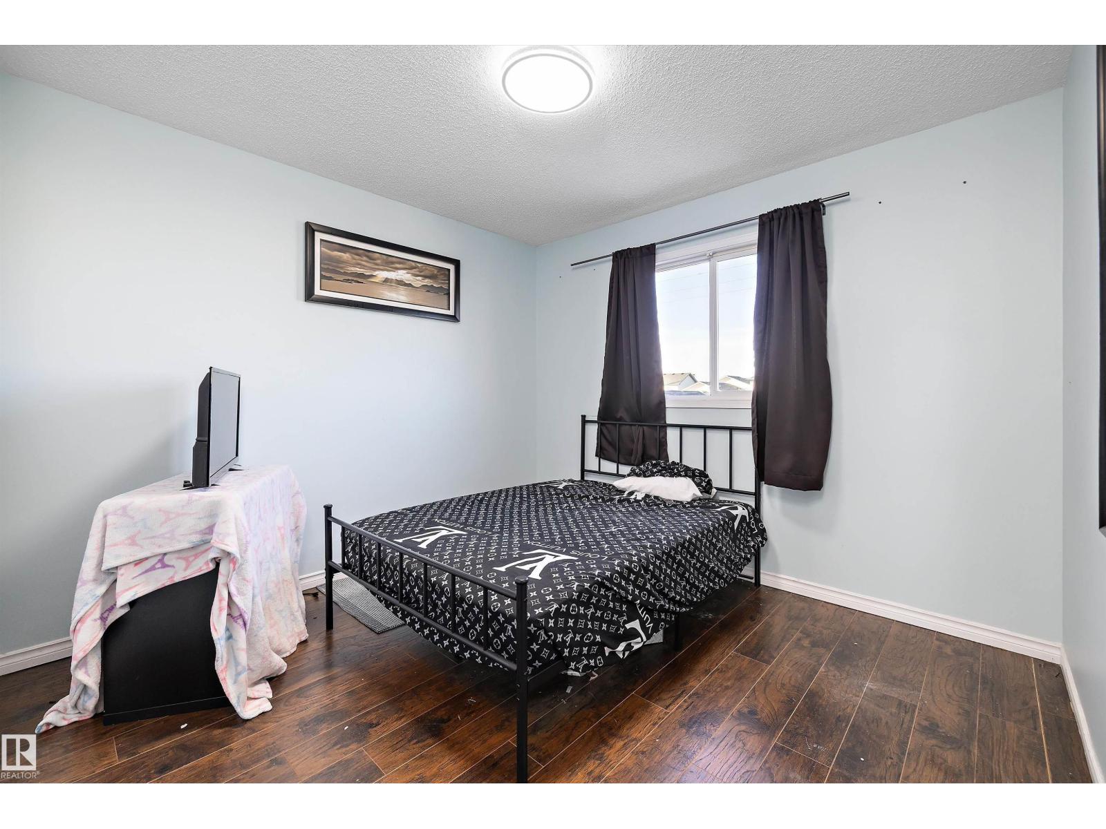 16304 43 ST NW, Edmonton