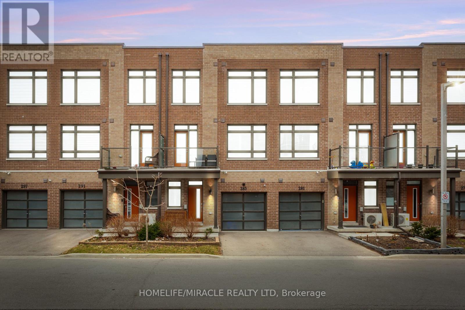 285 DALHOUSIE STREET - 1