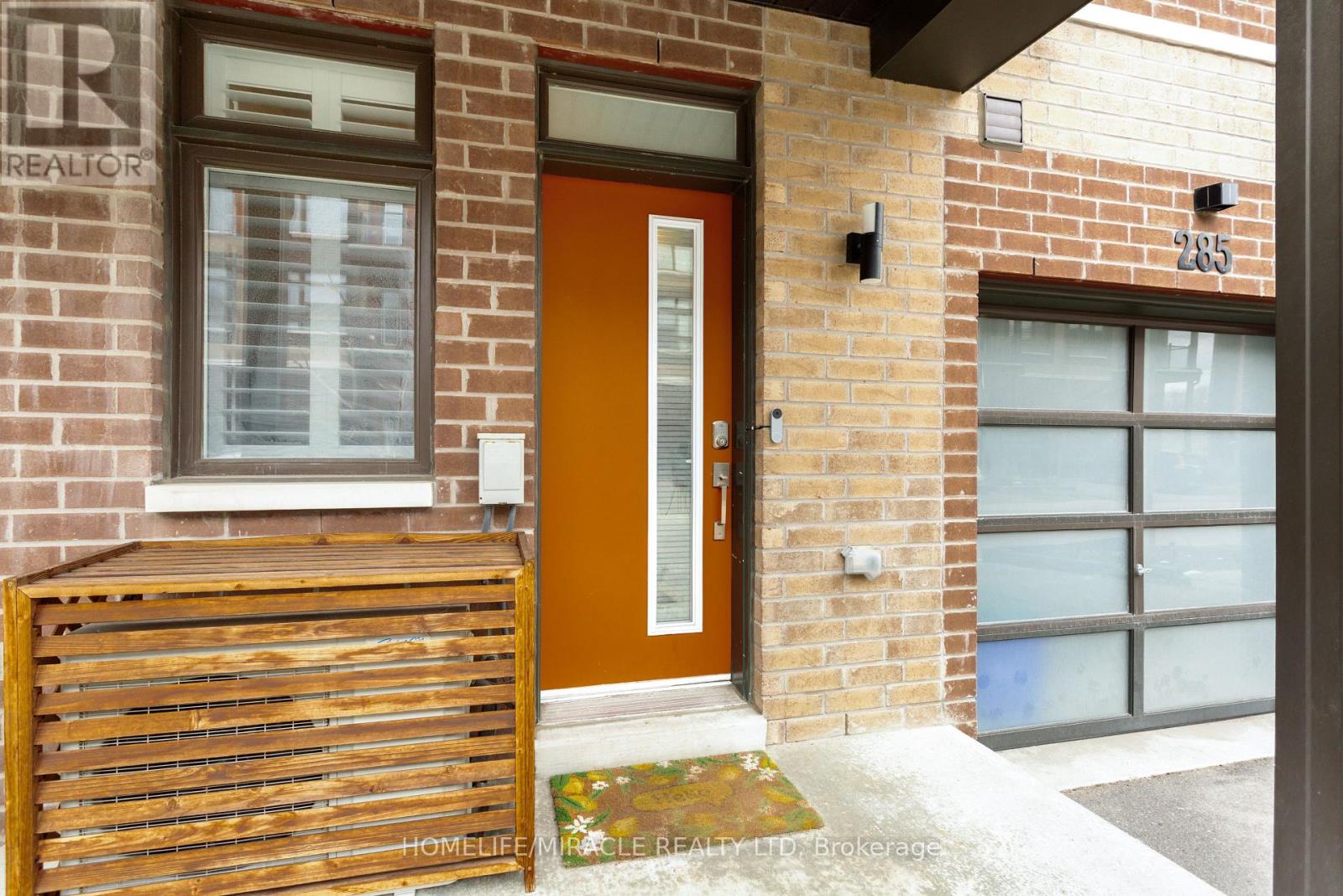 285 DALHOUSIE STREET - 5
