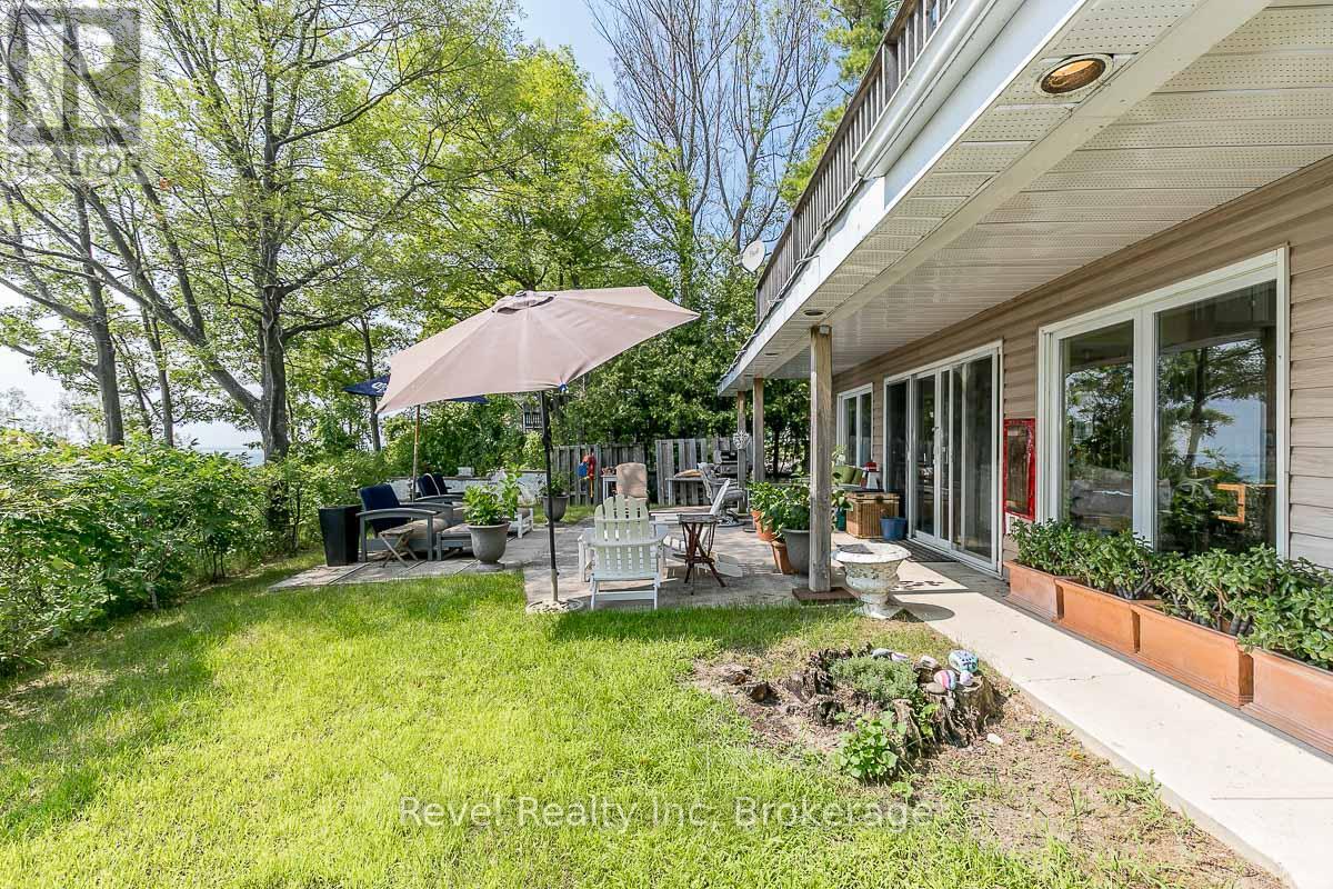 #11A 739 CONCESSION 15 ROAD W - 14