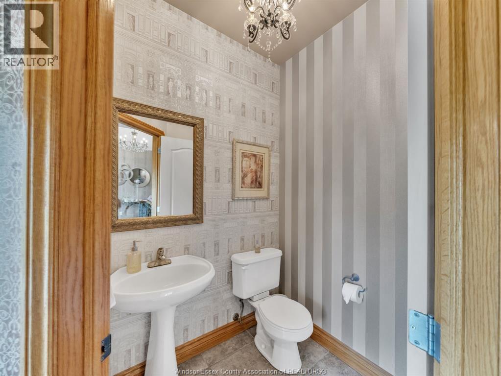 1841 Talbot ROAD West - 22