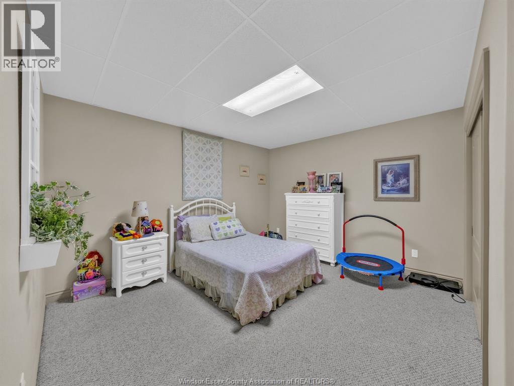1841 Talbot ROAD West - 31