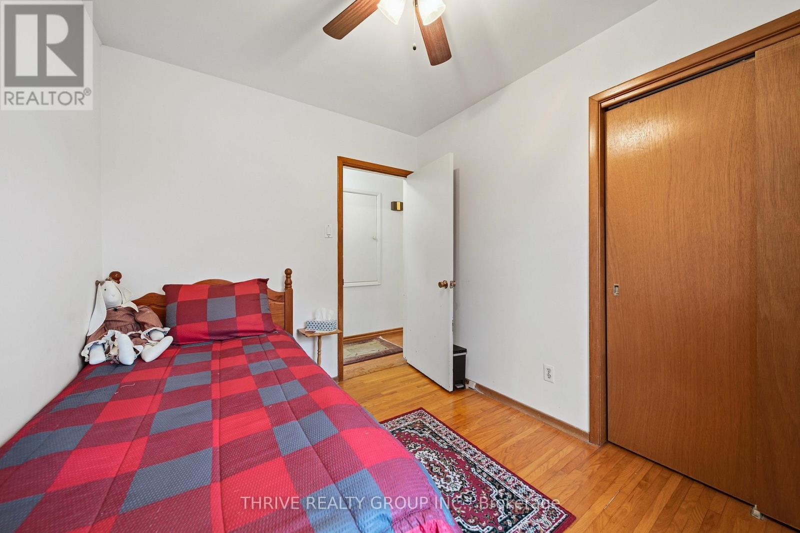 6 SOUTHWOOD CRESCENT - 19