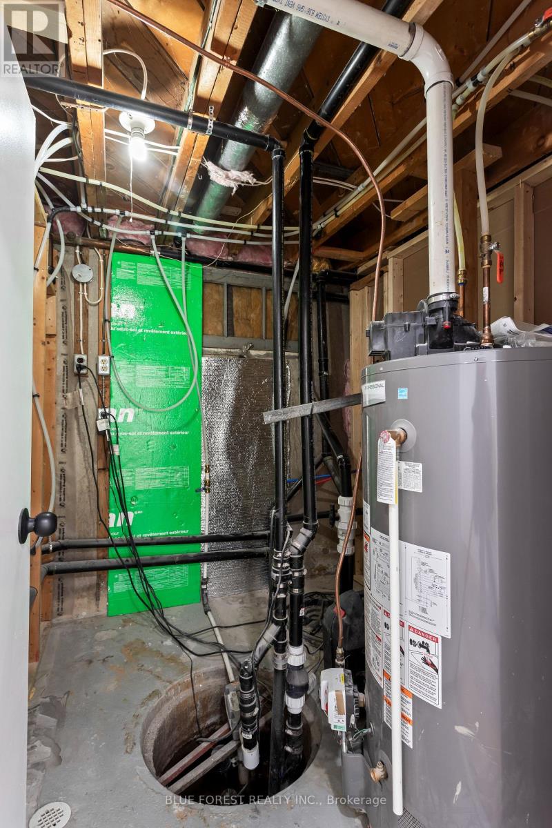 6742 JAMES STREET Property Photo