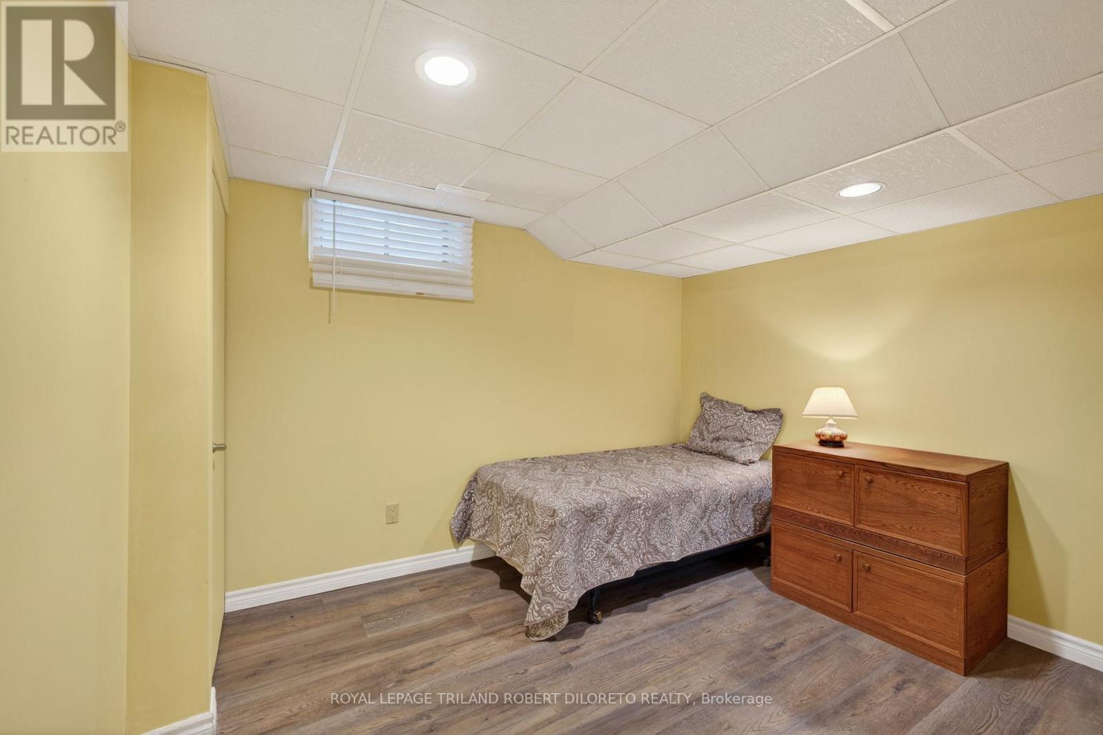 66 CHALFONT CRESCENT Property Photo