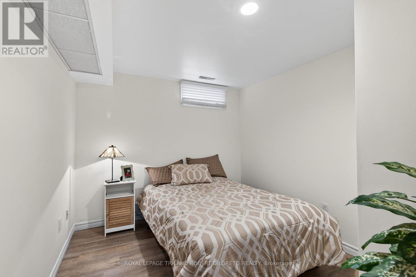 66 CHALFONT CRESCENT Property Photo