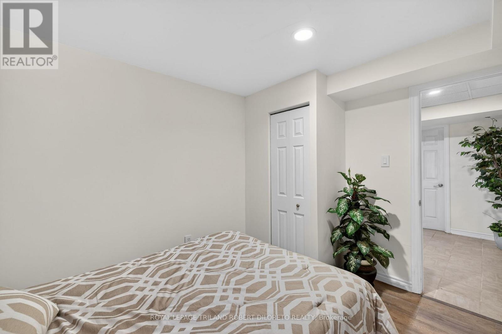 66 CHALFONT CRESCENT Property Photo