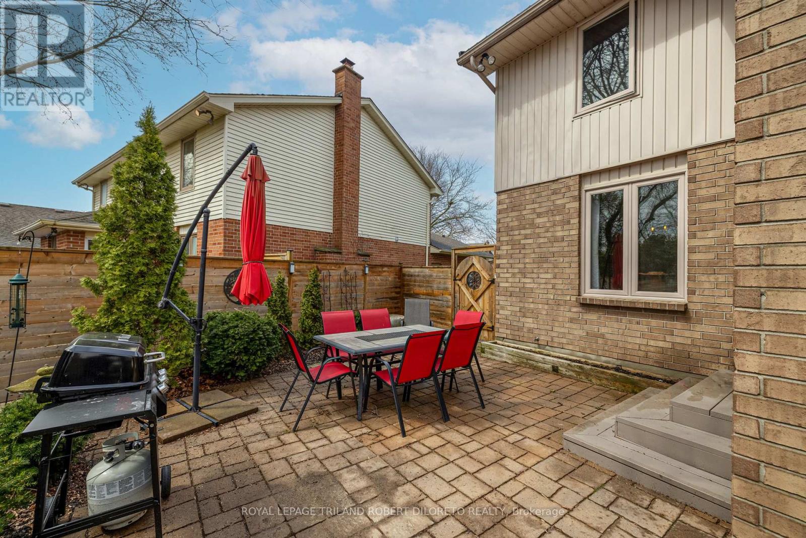 66 CHALFONT CRESCENT Property Photo