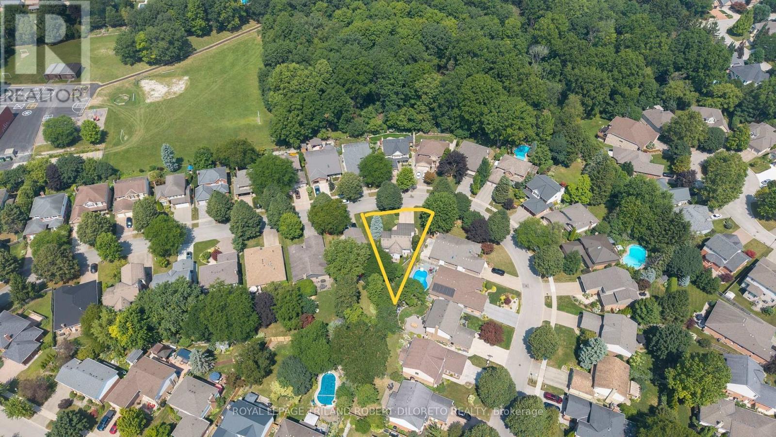 66 CHALFONT CRESCENT Property Photo